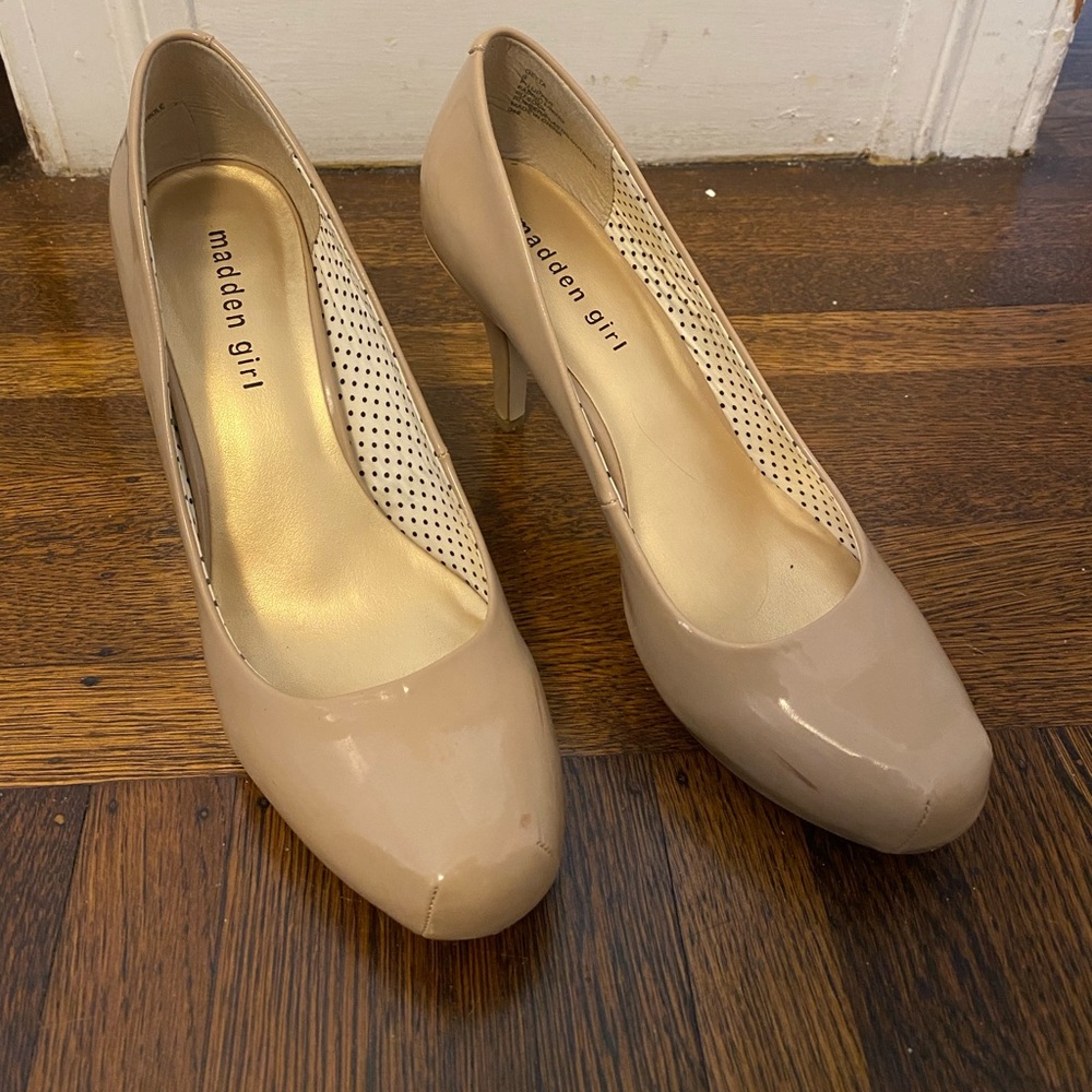 Steve Madden Gretta Nude Pumps